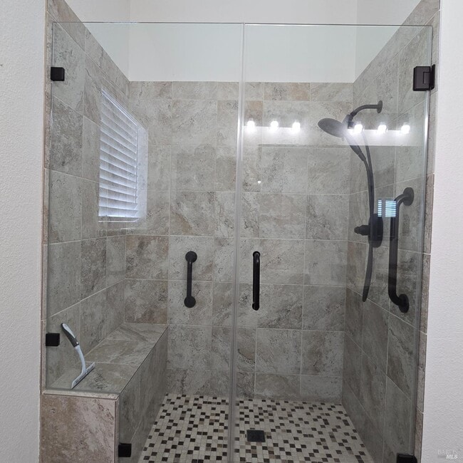 Building Photo - 298 White Sands Dr