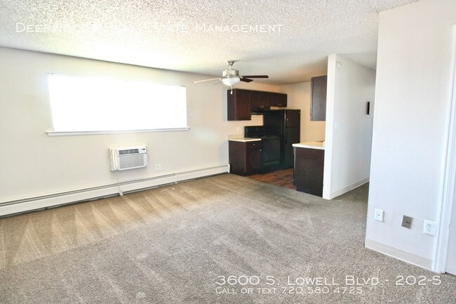 Foto del edificio - 3600 S Lowell Blvd