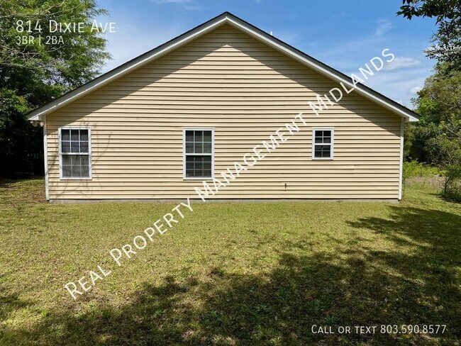 Foto del edificio - Call this Eau Claire Heights Neighborhood ...