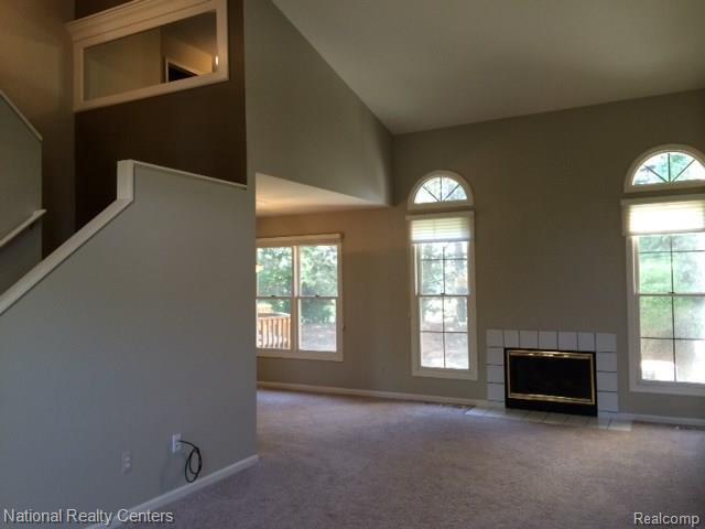 Foto del edificio - 24307 Weathervane Ct