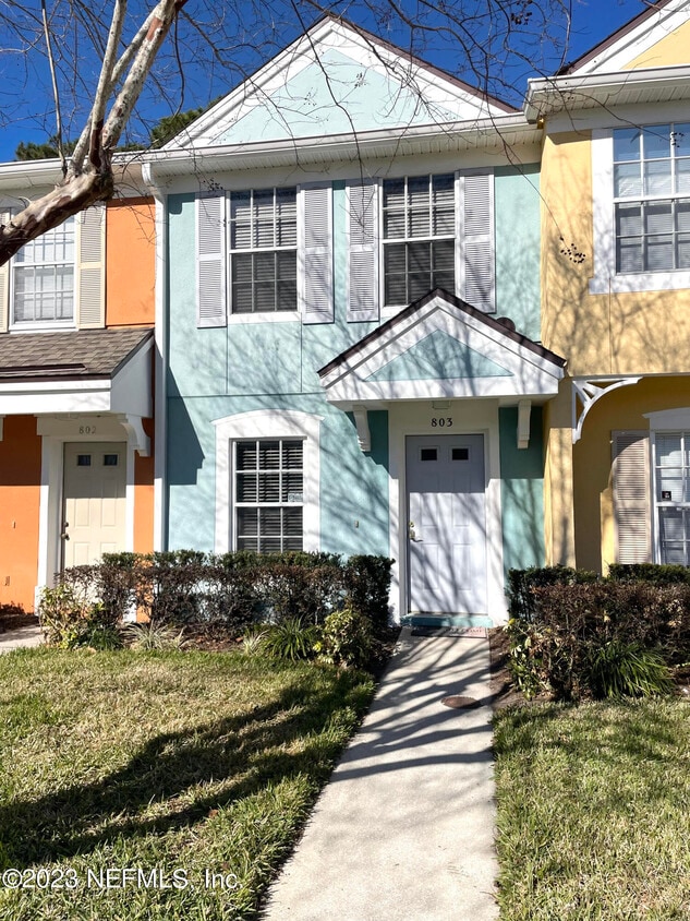 12311 Kensington Lakes Dr Unit 803, Jacksonville, FL 32246 Condo for