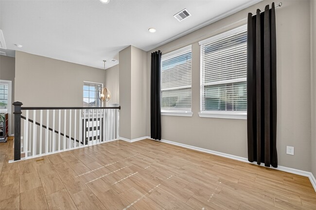 Foto del edificio - 1567 Rustling Creek Dr