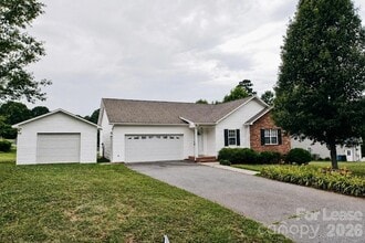Building Photo - 5139 Silver Tree Trail