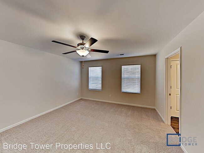 Building Photo - 4 br, 2.5 bath House - 3240 Newell Village...