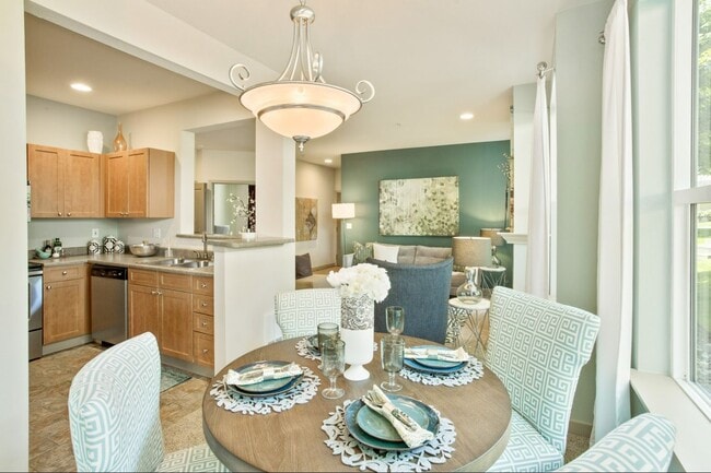 Foto del edificio - The Heights at Bear Creek