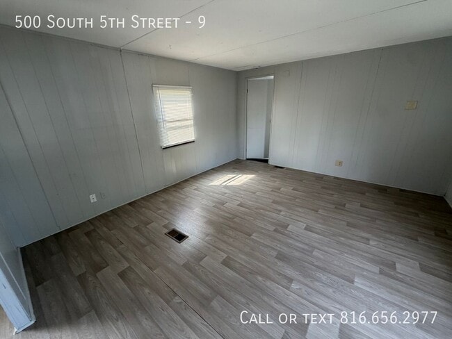 Building Photo - 500 S 5th St