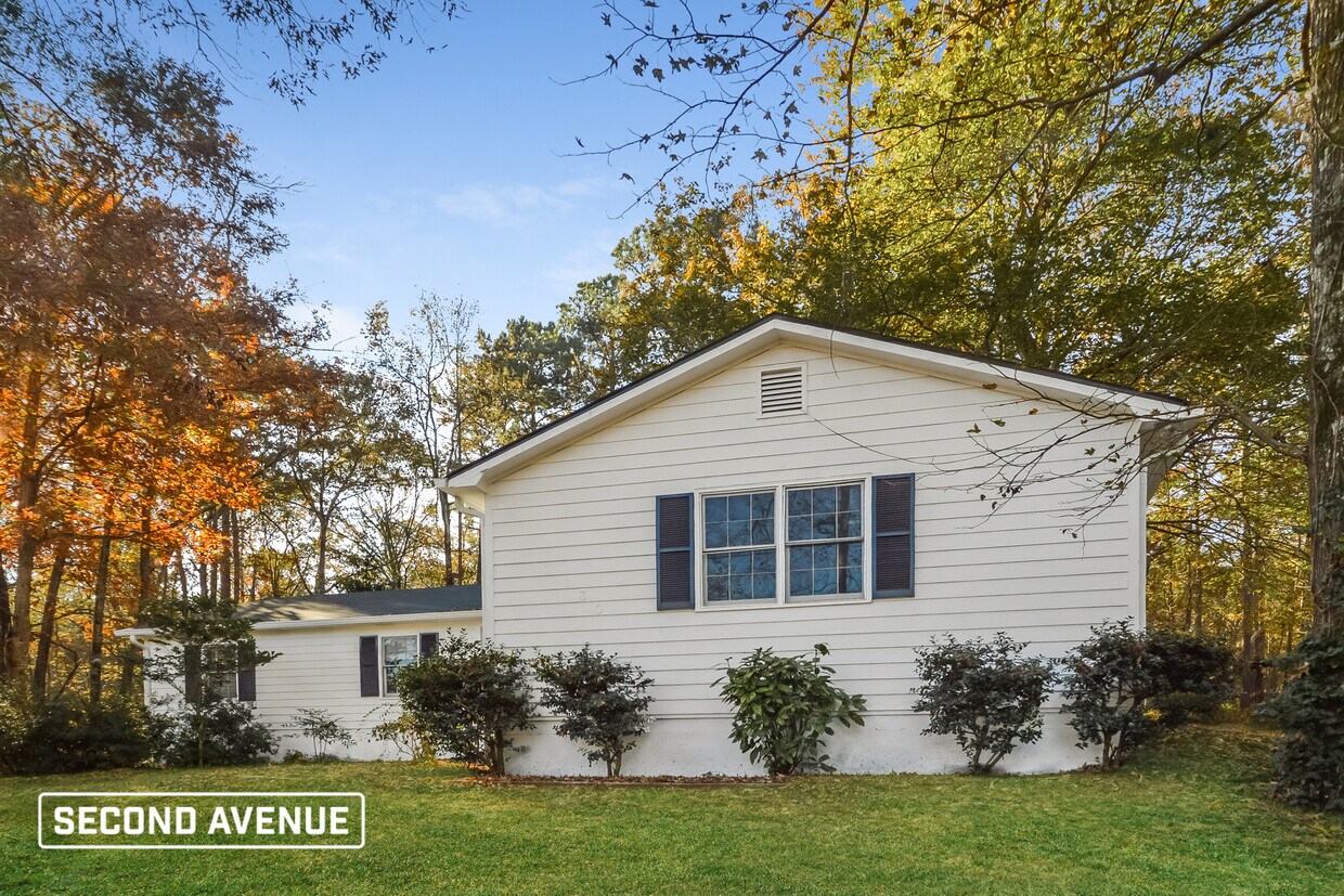 130 Summerfield Dr, McDonough, GA 30253