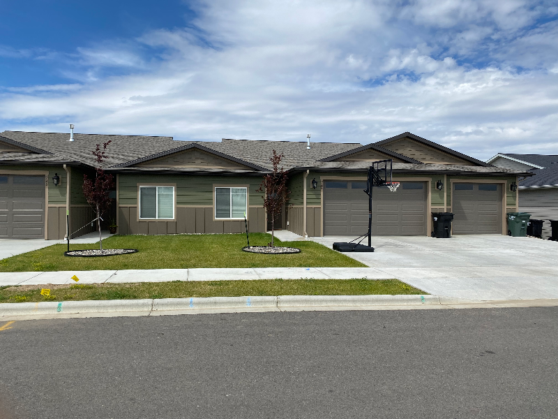 Primary Photo - 923 Mission Oaks Dr