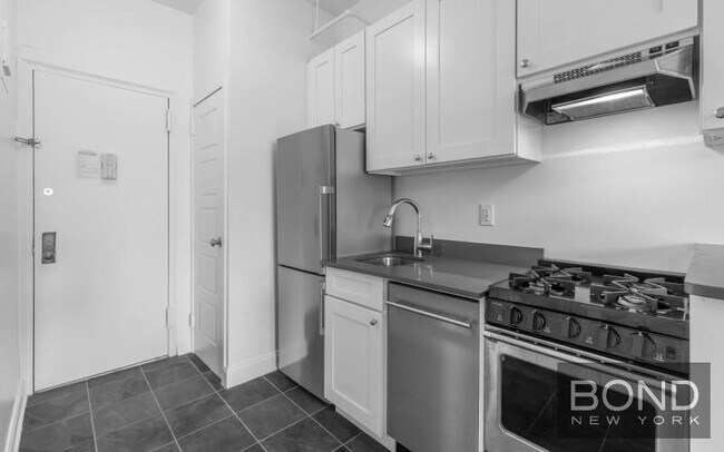 Foto del edificio - 160 W 71st St
