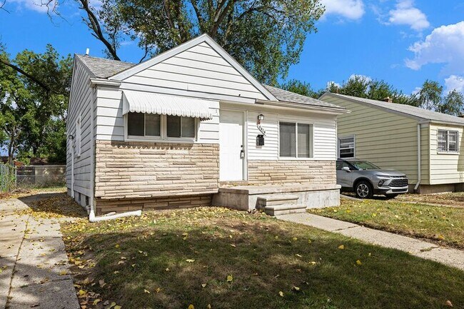 Foto del edificio - 8828 Pembroke Ave