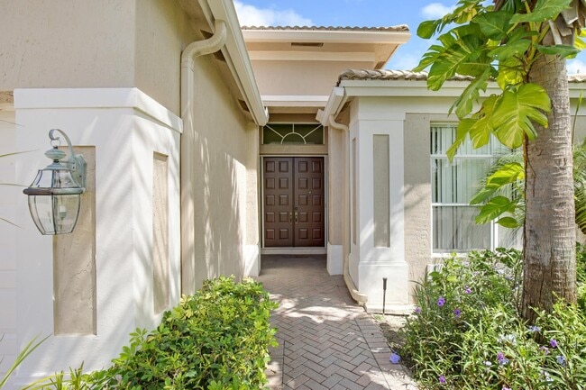 Building Photo - 6731 Southport Dr