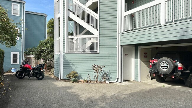 Building Photo - 2018 9th Street, Apt A