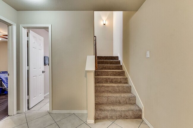 Building Photo - 7416 Coronado Ave