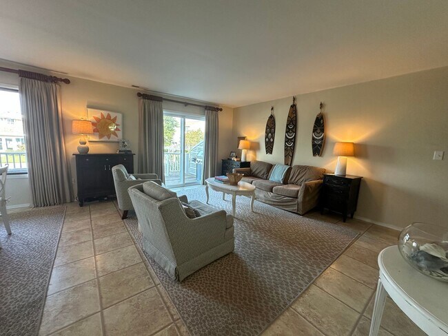 Foto del edificio - Furnished 3Bd/2Ba Channel Walk Townhome in...