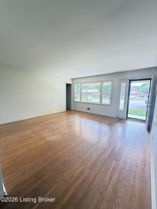 Foto del edificio - 4012 White Plains Ct