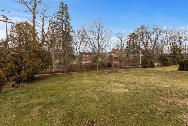 Foto del edificio - 2608 Milford Dr