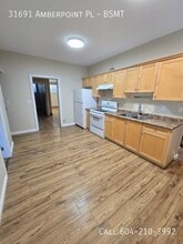Building Photo - 31691 Amberpoint Pl