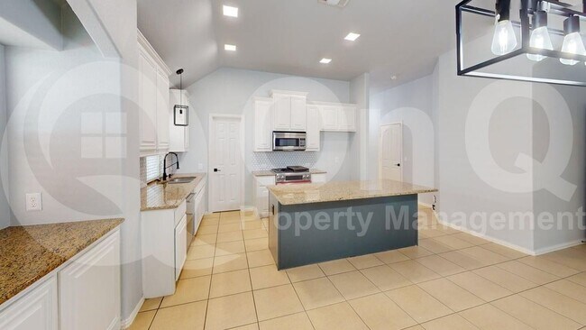 Foto del edificio - 2309 Aurora Dr