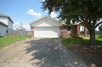 Building Photo - 22206 Hesse Ct