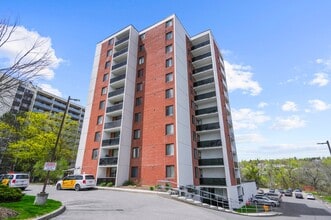 Building Photo - Delta Apartments