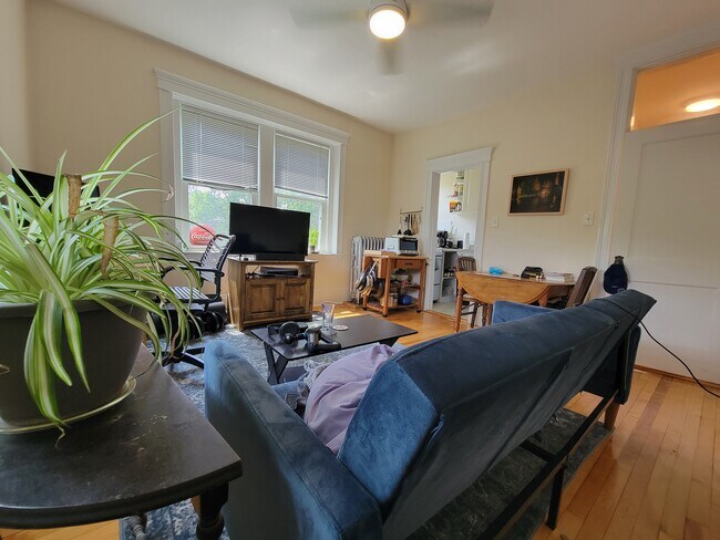 Foto del edificio - 164 Strathmore Rd