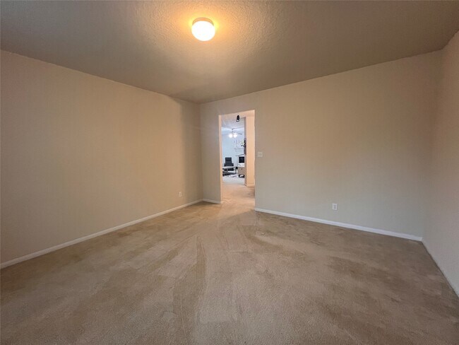 Foto del edificio - 5410 Peppermint Ln
