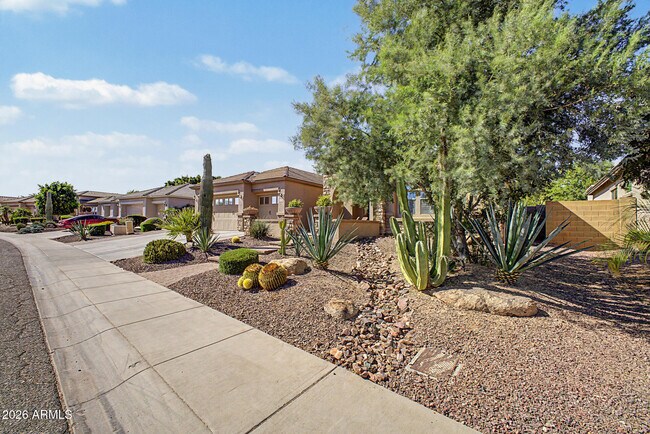 Building Photo - 5704 W Bent Tree Dr