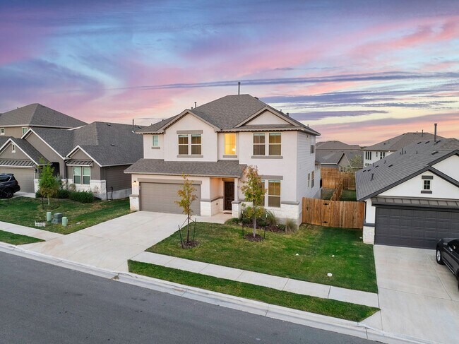 Foto del edificio - Amazing 5 Bedroom Home - Georgetown