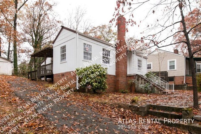 Foto del edificio - 220 Ridgeway Rd