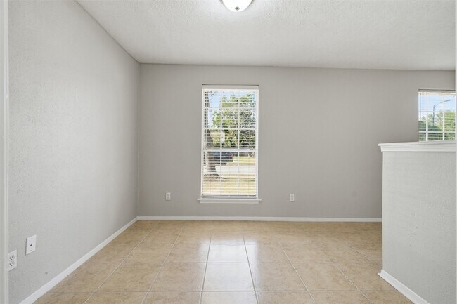 Foto del edificio - 2506 Nightowl Trail