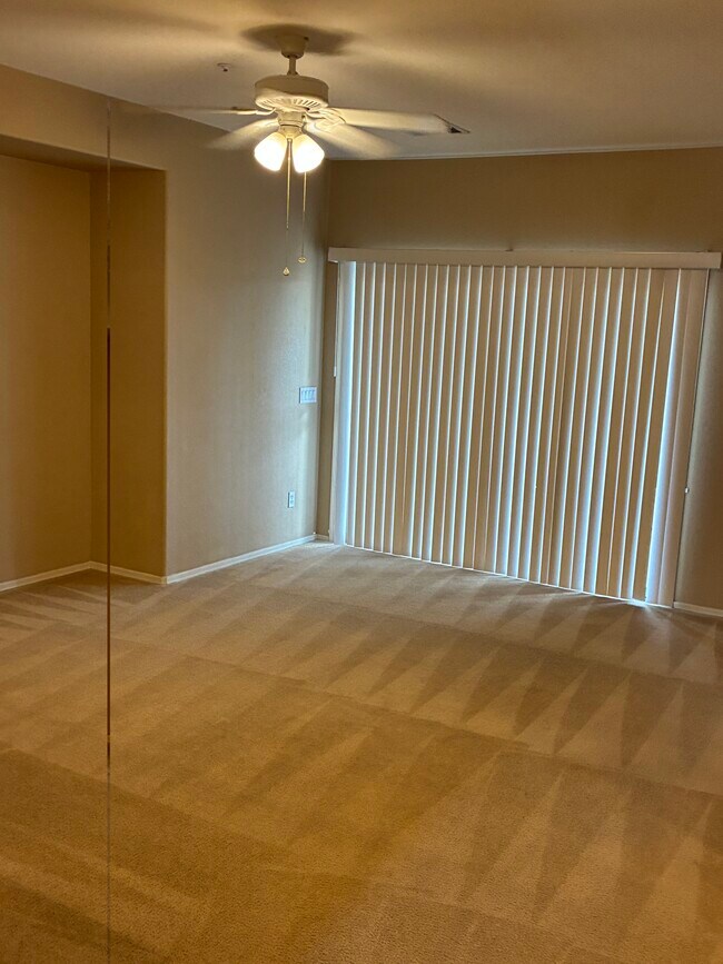 Foto del edificio - 1370 E Joseph Way