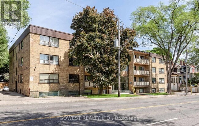 Building Photo - 205-205 Keele St