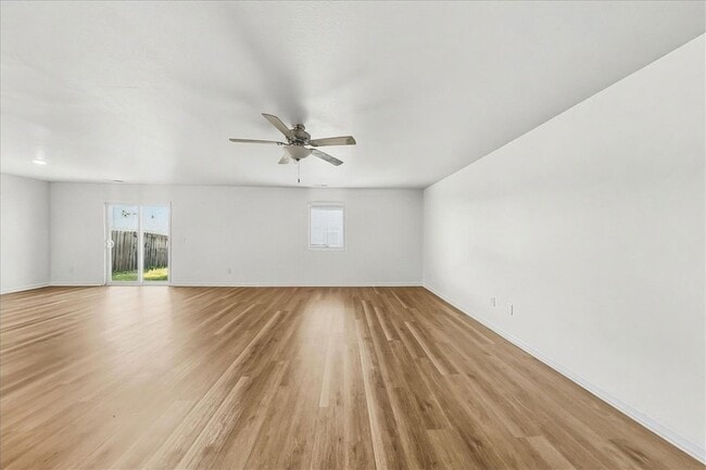 Building Photo - 6045 Mason Tucker Dr