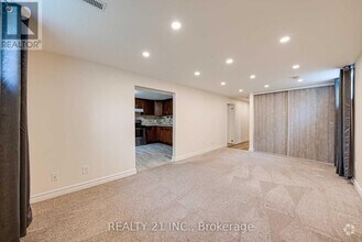 Building Photo - 812 Sanok Dr