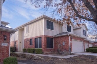 Building Photo - 8605 Hunters Trace Ln