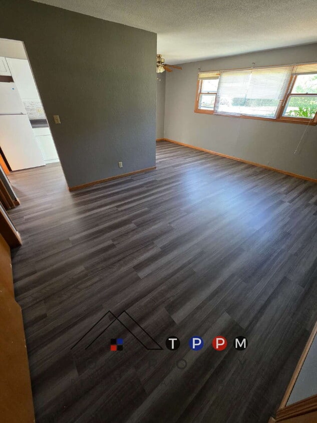 Primary Photo - 2 Bedroom | 1 Bathroom Unit in Marion Avai...