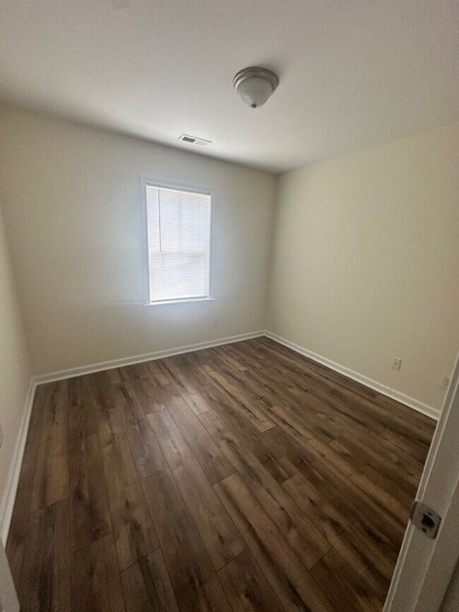 Foto del edificio - 3 Bedroom Condo