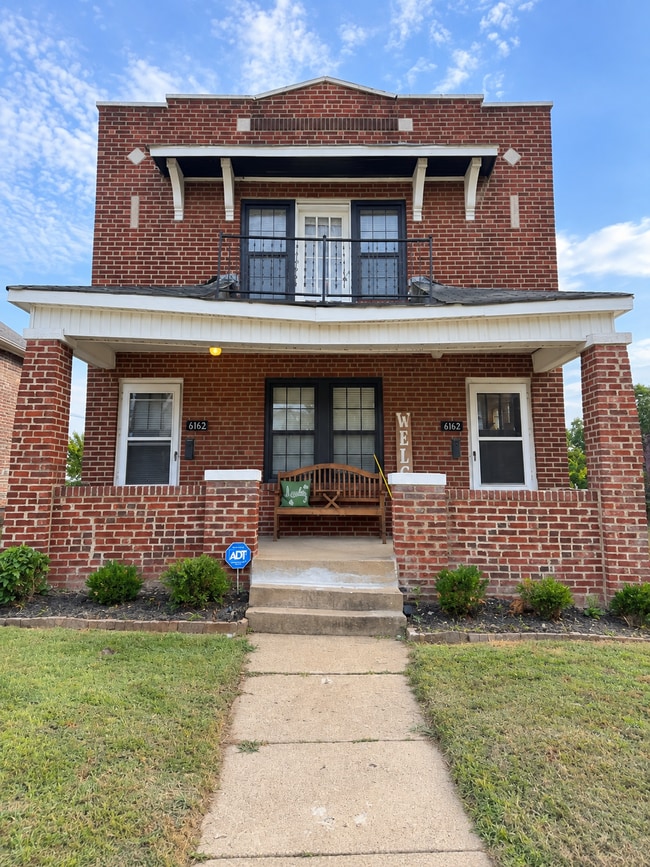 Building Photo - 6162 W Park Ave
