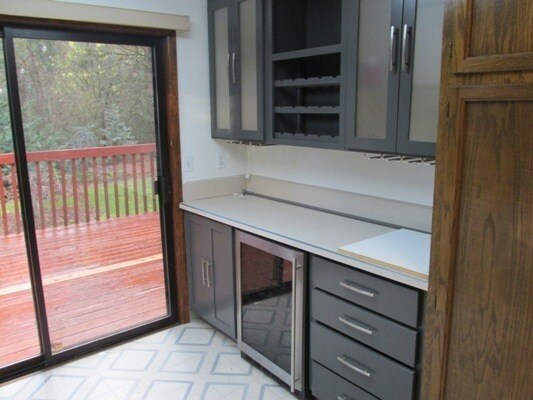 Building Photo - Large one level home with secluded backyar...
