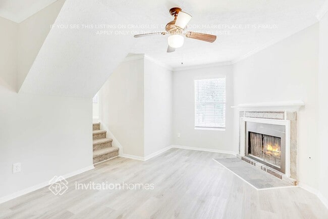 Foto del edificio - 4468 Highland Pl NE