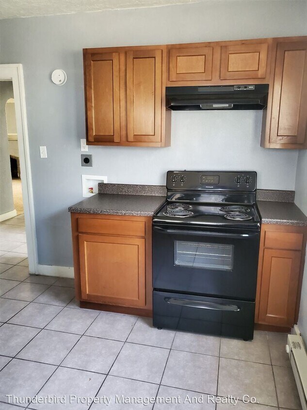 Primary Photo - 1618 Coal Ave SE