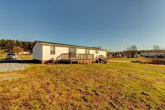 Building Photo - 112 Kimbo Dr