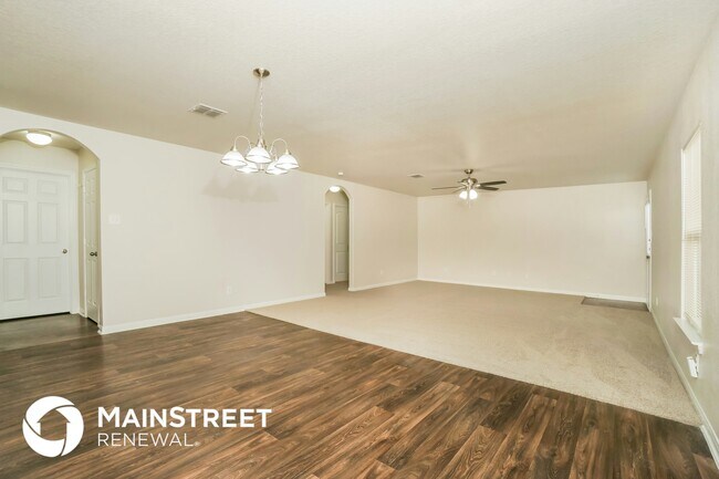 Foto del edificio - 7326 Turnbow
