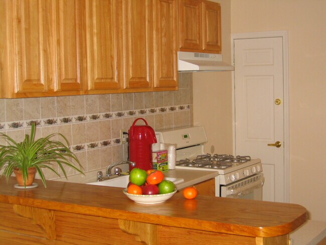Foto del edificio - 1632 Reed St