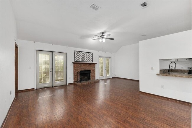Building Photo - 8305 SW 46 Ln