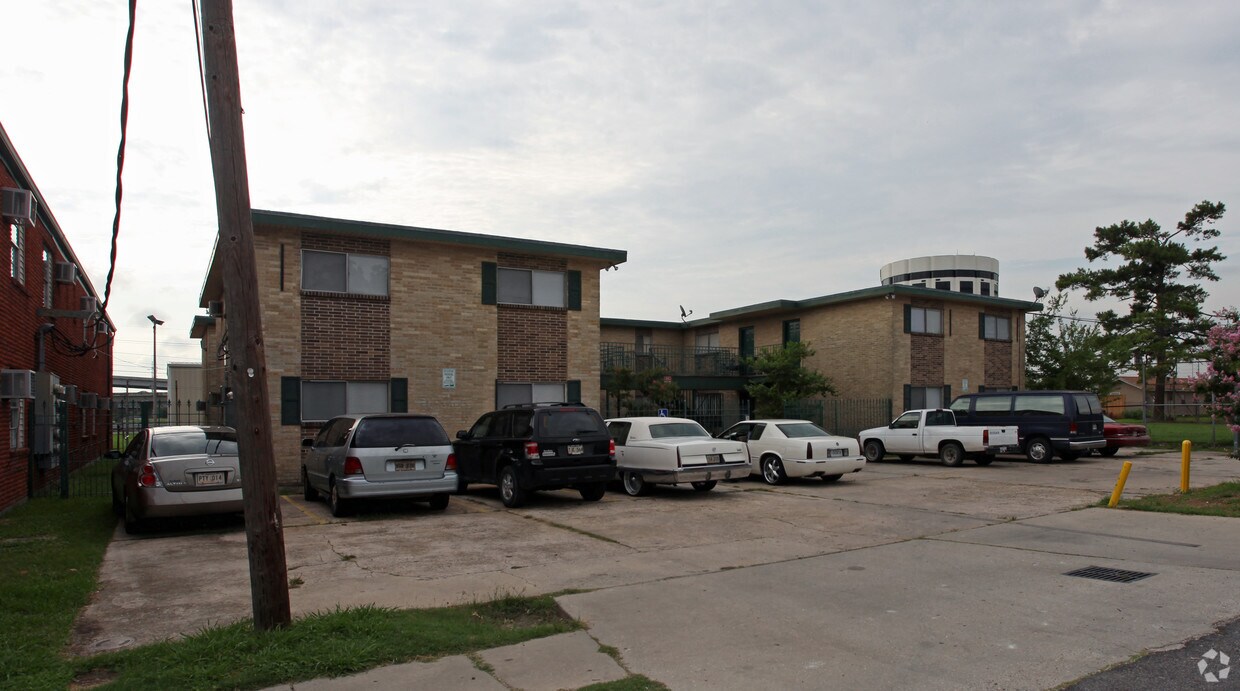 Foto principal - Creekside Apartments