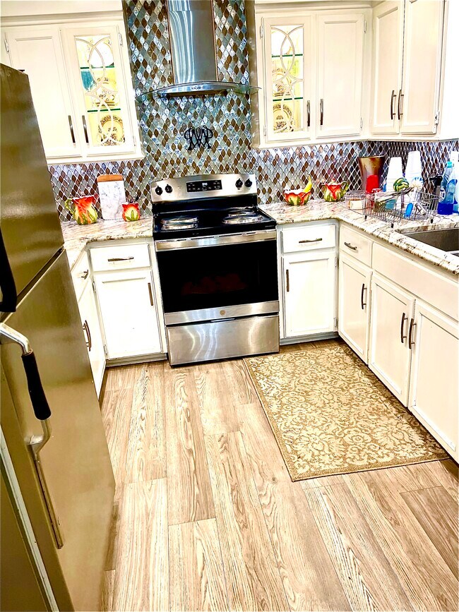 Foto del edificio - 124 Highridge Dr