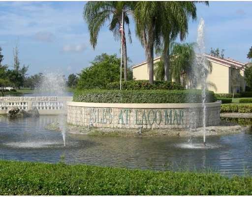 Foto principal - 595 Vista Isles Dr