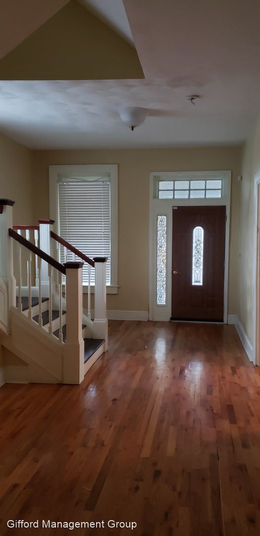 Foto del edificio - 5 br, 4 bath House - 3401 Granby St