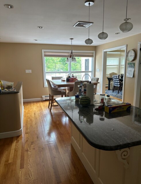 Foto del edificio - 103 Sherburn Cir